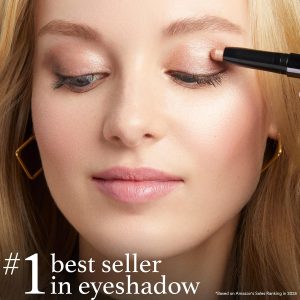 How Apply Eye Shadow